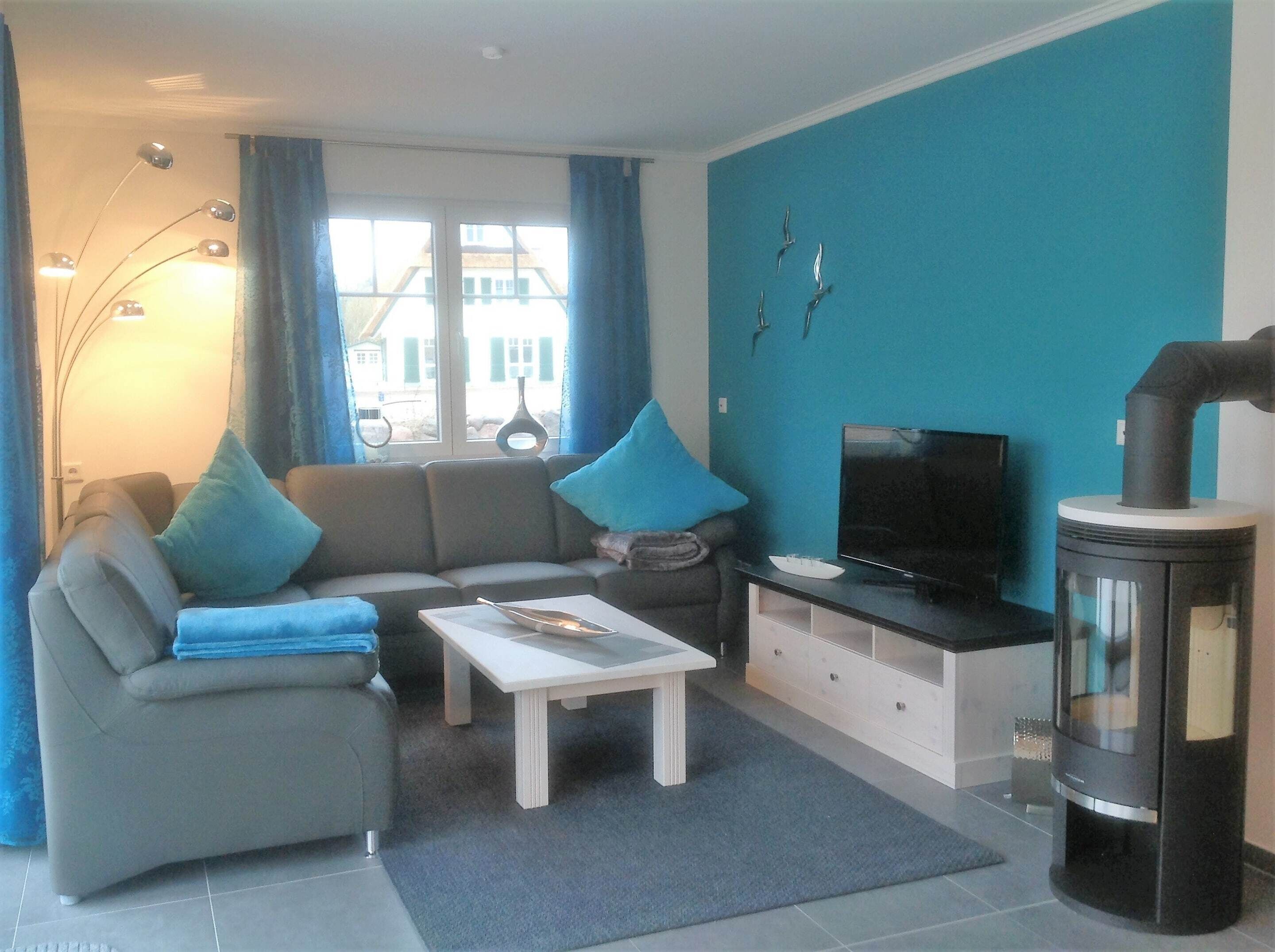 Fireplace, DVD player