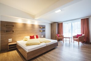 Deluxe Apartment, 1 Bedroom | Living room - Apartment in Kleinarl Near Ski-area With Balcony & Parking (Kleinarl)