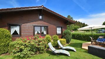 Tempat makan outdoor