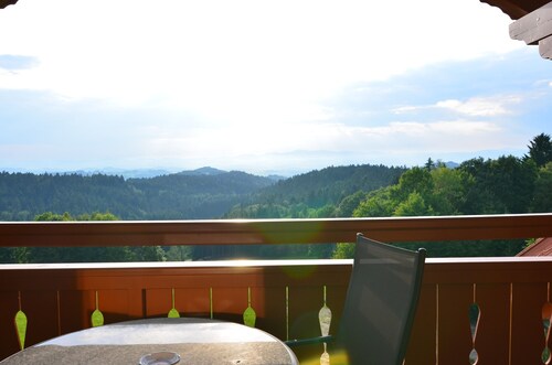 Holiday Home With Panoramic View and Every Convenience - spa