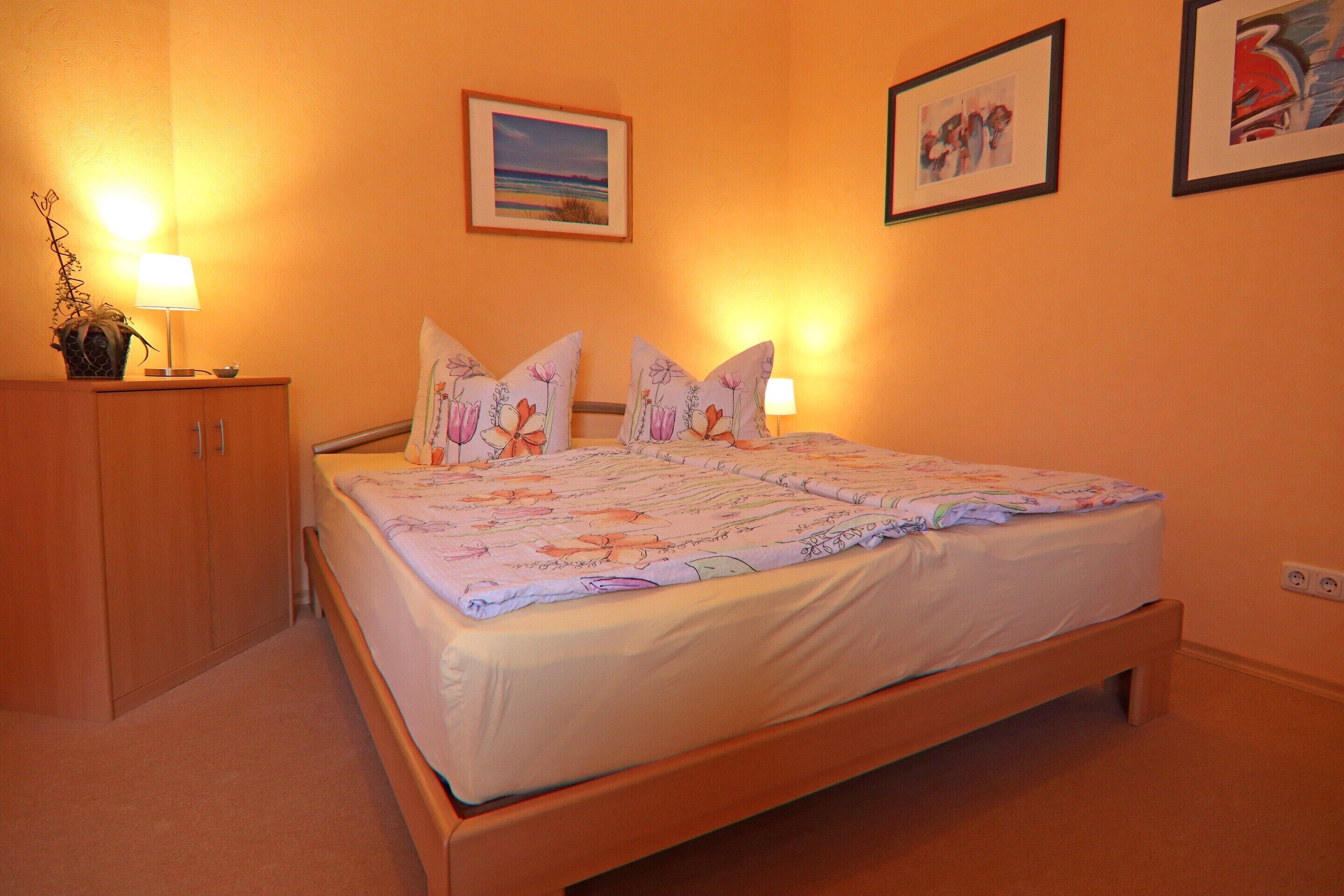 Classic-Apartment, 2 Schlafzimmer | 2 Schlafzimmer, individuell eingerichtet, Bettwäsche