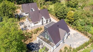 Comfort Villa, 3 Bedrooms | Exterior