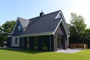 Deluxe Villa, 4 Bedrooms | Exterior - Beautiful Luxurious Villa Situated in Den Burg (De Koog)