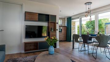 Classic Villa, 3 Bedrooms | Living room | DVD player