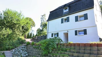 Apartamento clássico, 1 quarto | Fachada