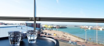 Two Room Apartment Overlooking the Harbor