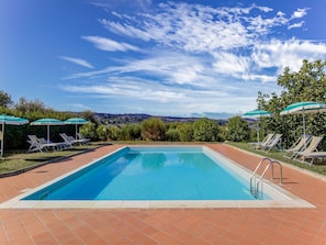 Indoor pool, outdoor pool - Countryside Holiday Home in Gambassi Terme With Garden (Gambassi Terme)