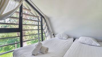 Comfort House, 3 Bedrooms | Bathroom | Shower