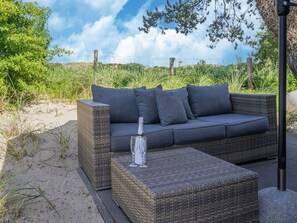 Comfort House, 3 Bedrooms | Balcony - Beautiful Villa Near the sea (Egmond aan den Hoef)