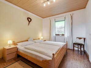 Classic-Haus, 3 Schlafzimmer | 6 Schlafzimmer, individuell eingerichtet, Bettwäsche