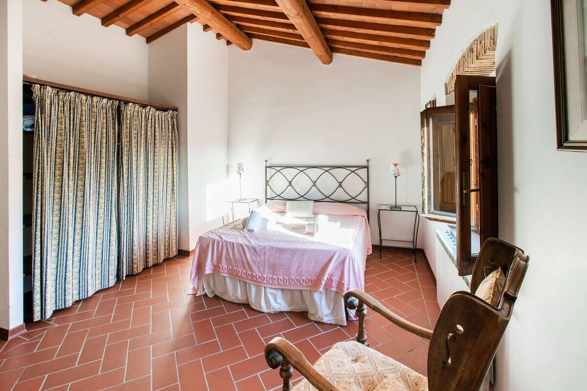 Maison Deluxe, 6 chambres | 10 chambres, ameublement unique, literie fournie