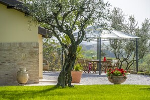 Deluxe House, 4 Bedrooms | Balcony - Inviting Holiday Home in San Costanzo With Swimming Pool (San Costanzo)