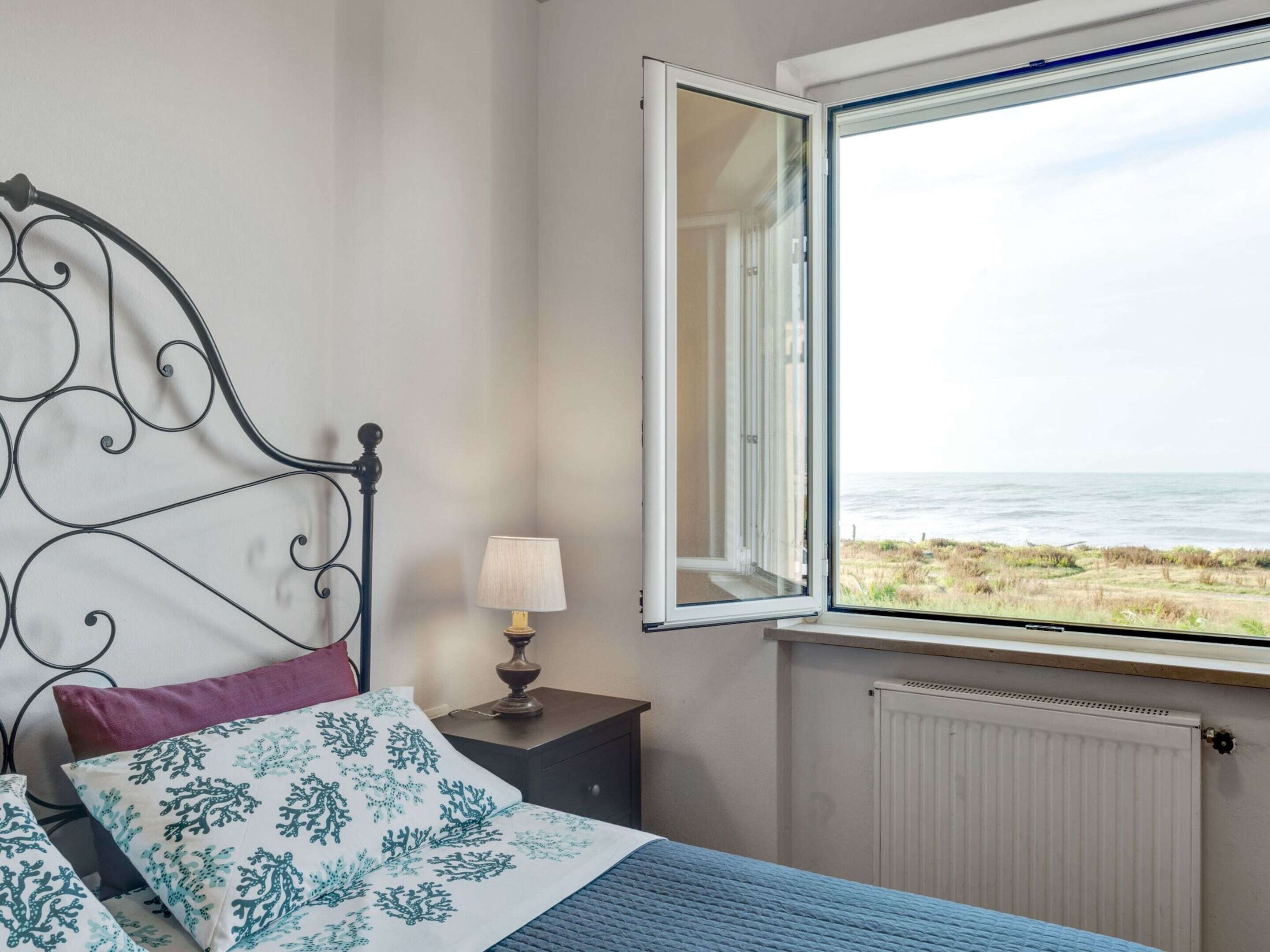 2 slaapkamers, individueel gemeubileerd, beddengoed