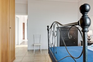 Comfort House, 2 Bedrooms | 2 bedrooms, individually furnished, bed sheets - Amazing Holiday Home Near Pet-friendly Beach (Carrara)