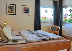 3 phòng ngủ, bộ trải giường 