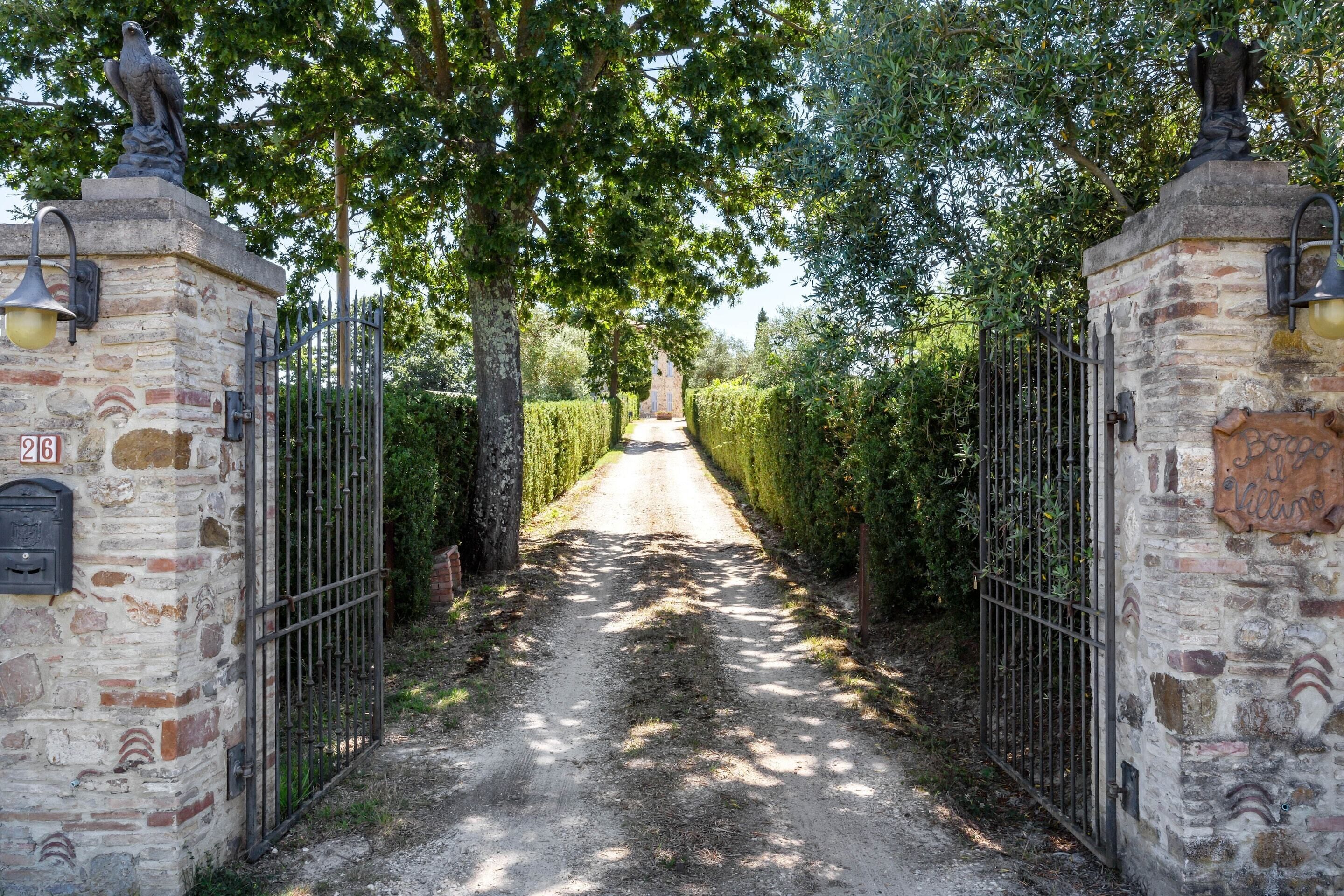 Elite Apartment, 2 Bedrooms | Reception