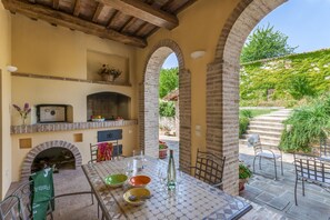 Appartement Classique, 3 chambres | Restauration extérieure