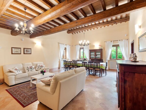 Villa – classic, flere soverom | Oppholdsrom