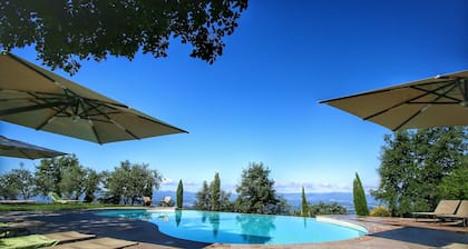 Detached Villa for 6-pers. With Outdoor Swimming Pool