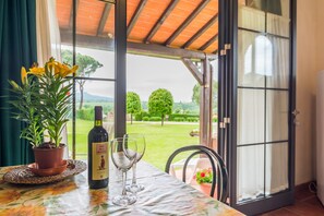 Classic Apartment, 2 Bedrooms | Interior detail - Aesthetic Farmhouse in Bucine With Barbecue (Bucine)