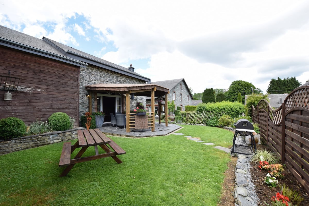 Hus Classic - flera sovrum | Restaurang utomhus
