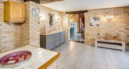 Beautiful Holiday Home in Cul-des-sarts With Garden