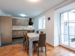 Dining - Lovely Holiday Home in Haunsheim (Haunsheim)