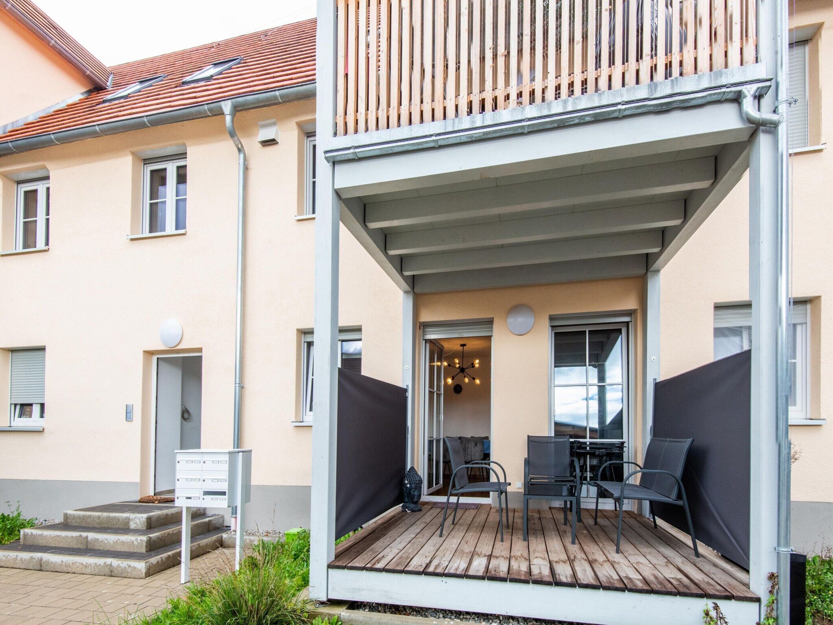 คอมฟอร์ทอพาร์ทเมนท์, 2 ห้องนอน | ระเบียง