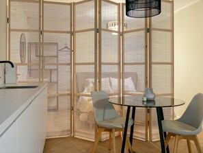 Apartament clàssic, 1 dormitori | Servei de restauració