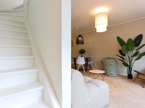 Comfort Apartment, 2 Bedrooms | Reception - Pleasant Holiday Home in Vrouwenpolder With Garden (Vrouwenpolder)