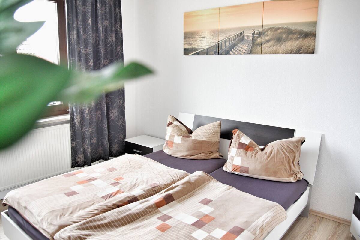Apartemen Elite, 3 kamar tidur | 6 kamar tidur dan dilengkapi dengan perabotan berbeda-beda