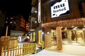 Exterior - Hotel Mu (La Cortinada)