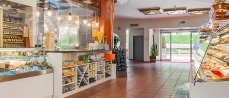 Casa Confort, 1 habitación | Tienda de regalos