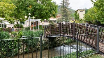 Pemandangan dari properti