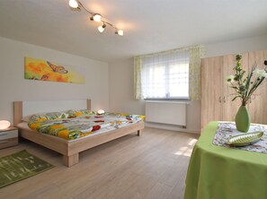 10 bedrooms, individually furnished, bed sheets