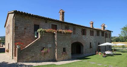 Apartment on Farm Amidst the Umbrian Hills