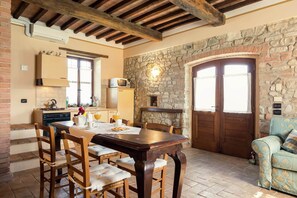 Dining - Apartment on Farm Amidst the Umbrian Hills (Todi)