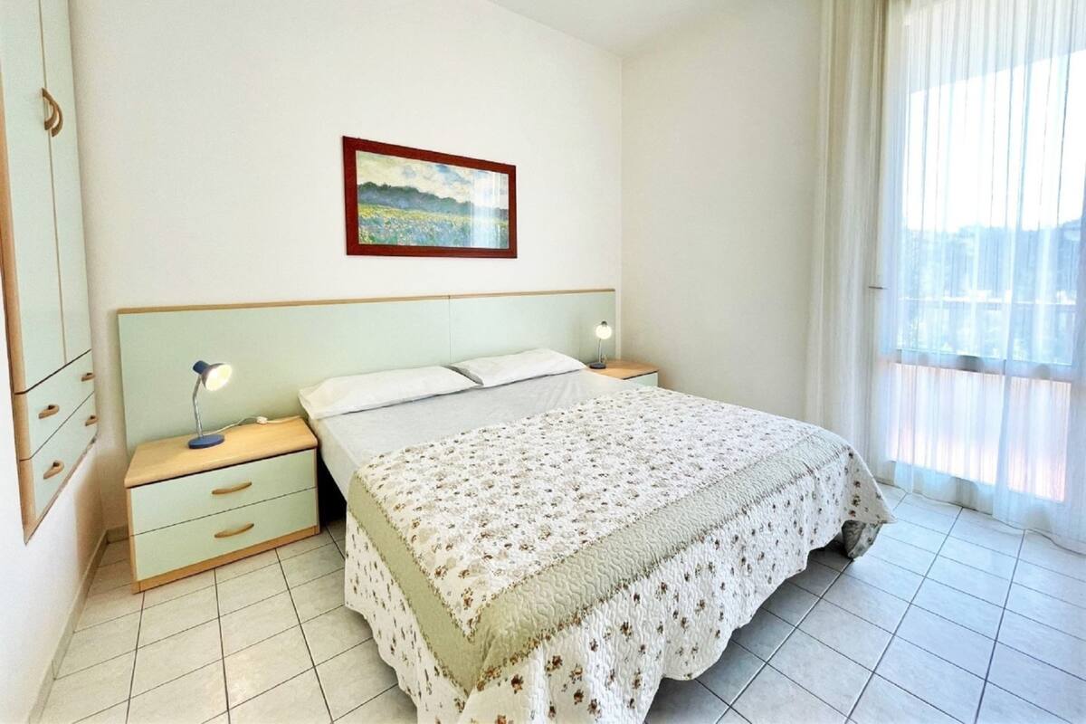 3 quartos, individualmente mobiliados