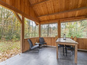 Balcony - Modern Holiday Home in Stramproy in a Natural Park (Stramproy)