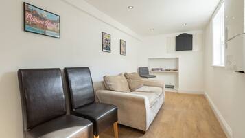 4 bedrooms