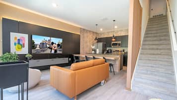 Appartamento | 3 camere, una scrivania, Internet