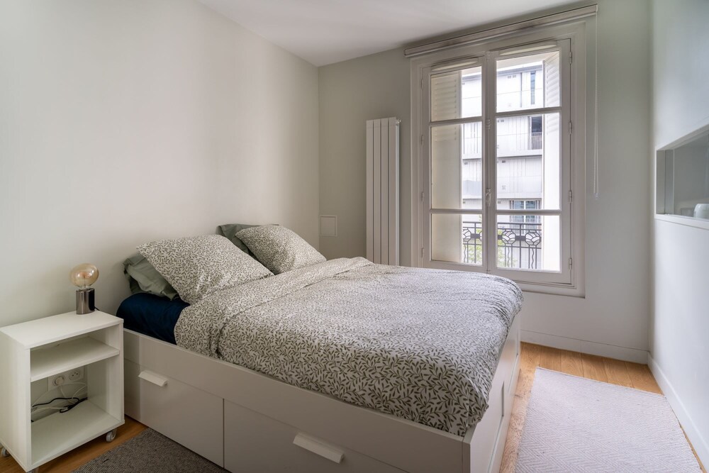 Airy and Stylish 1BD Flat, ile SaintLouis Paris Vrbo