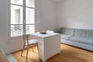 TV, offices