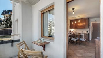 Tempat makan outdoor