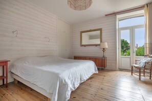 7 habitaciones y wifi gratis 