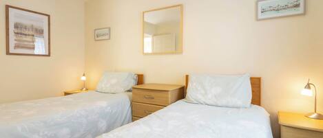 2 Schlafzimmer, Bügeleisen/Bügelbrett, WLAN, Bettwäsche