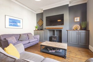 TV, fireplace, offices - Host & Stay | Garnet Street (Saltburn-by-the-Sea)