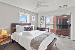 1 quarto, ferros/tábuas de passar roupa, Wi-Fi, roupa de cama