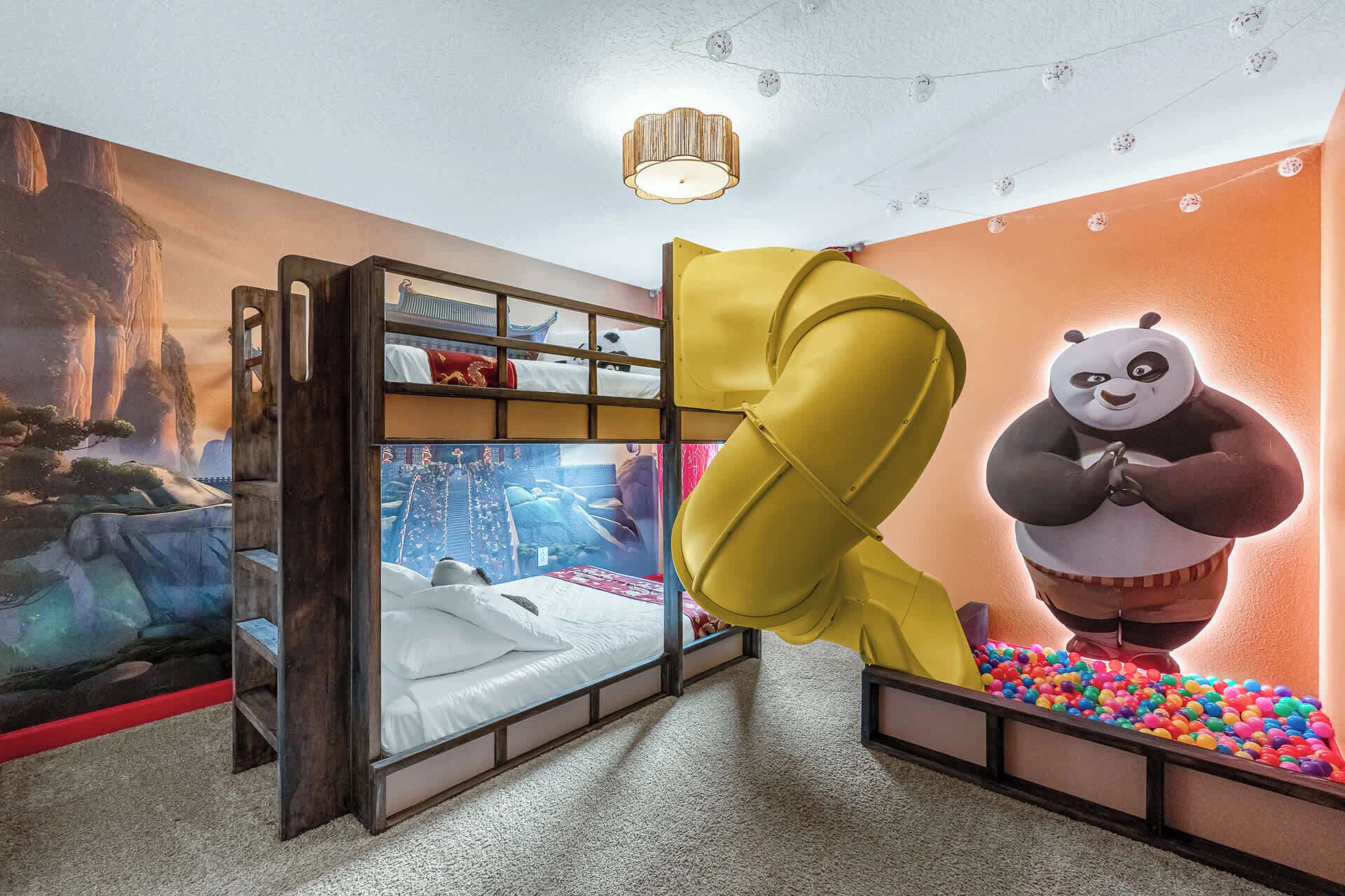 8 bedrooms, iron/ironing board, WiFi, bed sheets