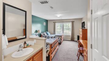 Een laptopwerkplek, gratis wifi